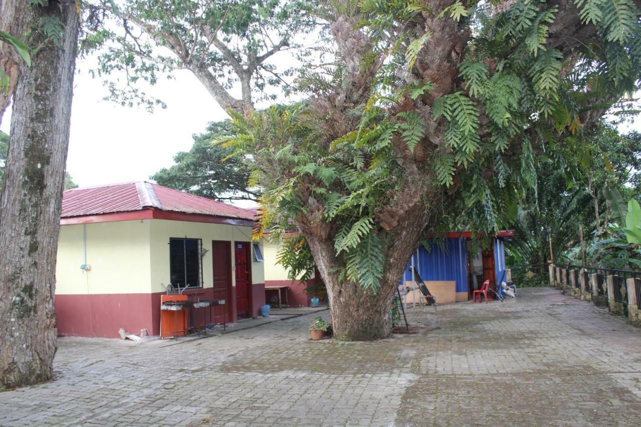 Liwagu Lodge Ranau Buitenkant foto